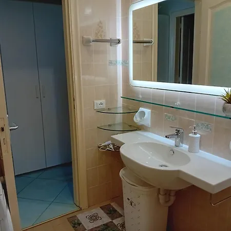 Casa Lesto Aparthotel *