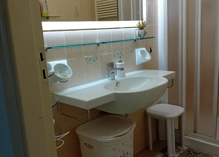 Casa Lesto Апарт-отель Барано-д'Иския